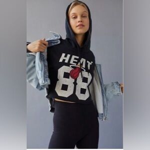 Miami Heat Cropped Hoodie Sweatshirt